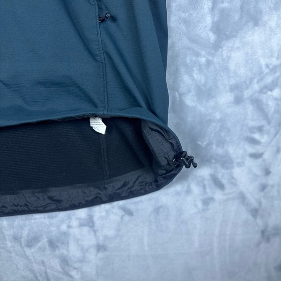 Arcteryx Epsilon AR Soft Shell Jacket Men’s Size Large Blue - Picture 8 of 13